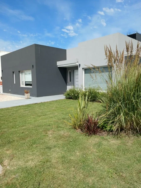 Casas, chalets en Venta — Ruta 2 km 396