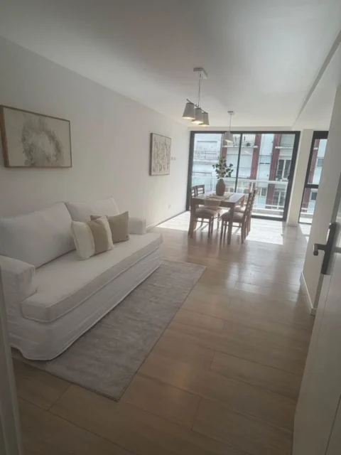 Departamentos, pisos y semipisos en Venta — MORENO 2100