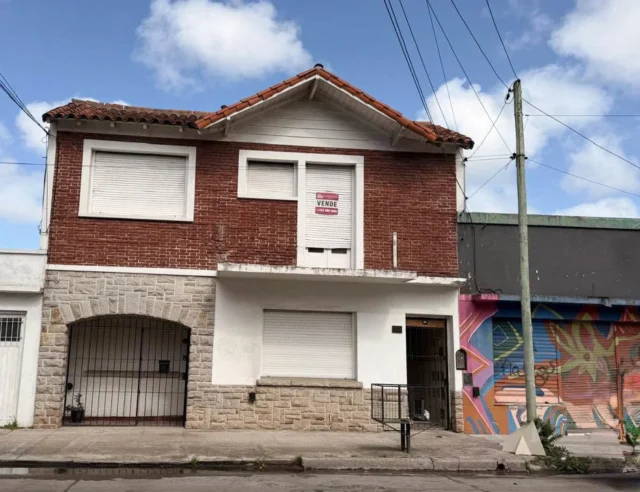 PH en Venta — RIVADAVIA 4700