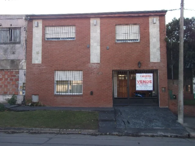 Casas, chalets en Venta — Triunvirato al 700 (entre Ortiz de Zarate e Irala)
