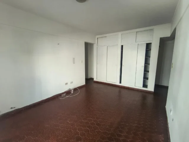 Departamentos, pisos y semipisos en Alquiler — Mitre 1200