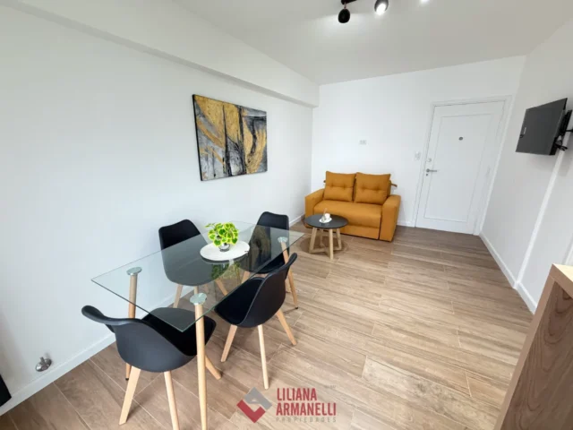 Departamentos, pisos y semipisos en Venta — BOLIVAR 2300