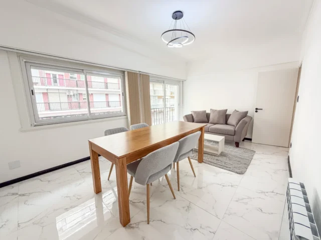 Departamentos, pisos y semipisos en Venta — BELGRANO 2200