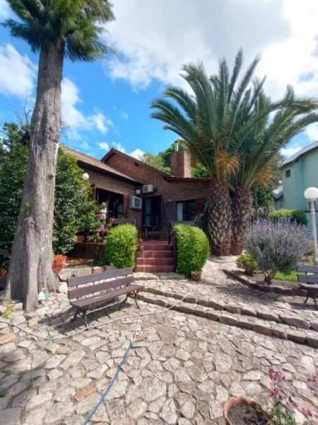 Casas, chalets en Venta — Diego 100