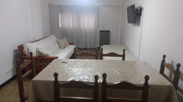 Departamentos, pisos y semipisos en Alquiler Temporario — SANTIAGO DEL ESTERO 2250