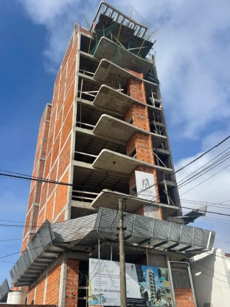 Departamentos, pisos y semipisos en Venta — SALTA 3950