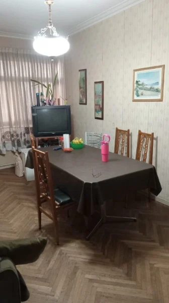Departamentos, pisos y semipisos en Venta — RIVADAVIA 2300