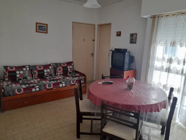 Departamentos, pisos y semipisos en Alquiler Temporario — LAMADRID 2300