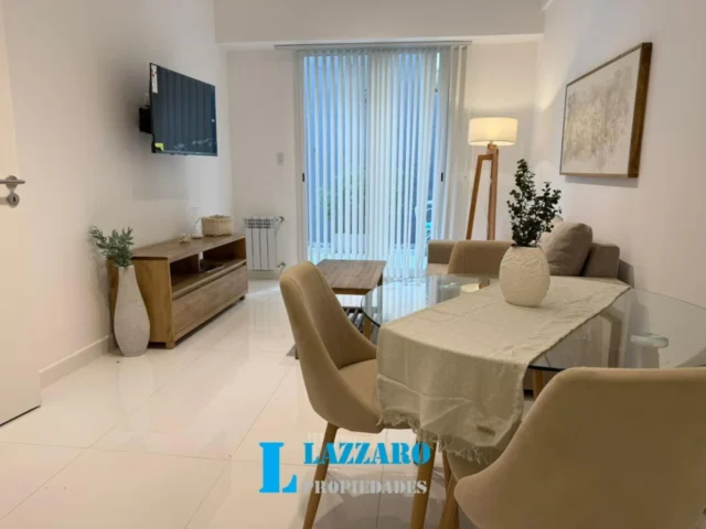 Departamentos, pisos y semipisos en Venta — Sarmiento 2300