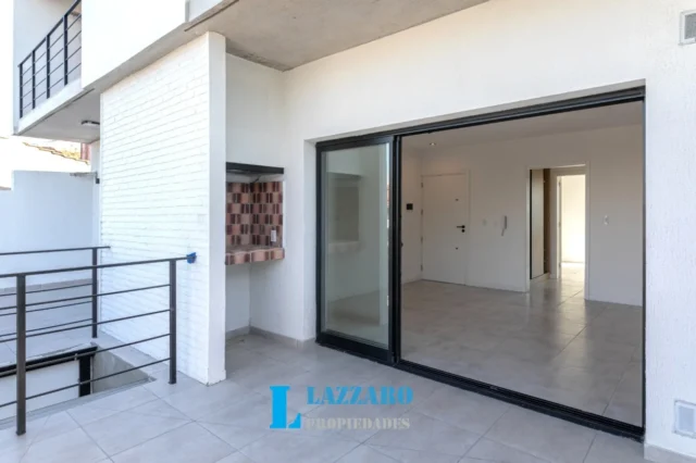 Departamentos, pisos y semipisos en Venta — Primera junta 3500