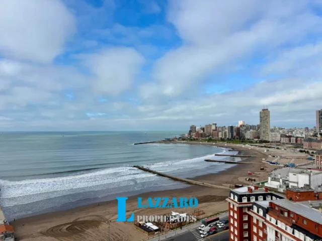 Departamentos, pisos y semipisos en Venta — Luro 2000