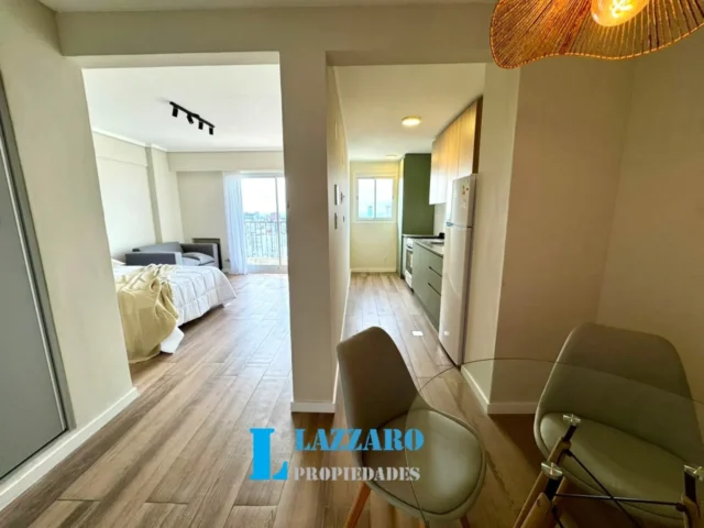 Departamentos, pisos y semipisos en Venta — Corrientes 2400