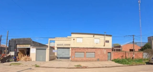 Galpones en Alquiler — Namuncurá 418