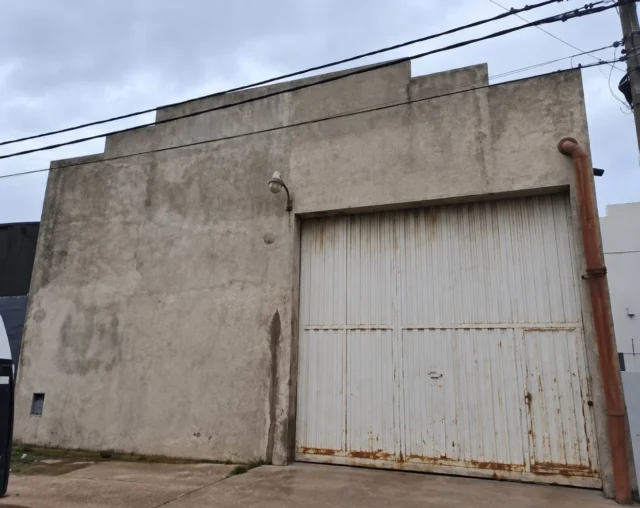 Galpones en Alquiler — De los inmigrantes