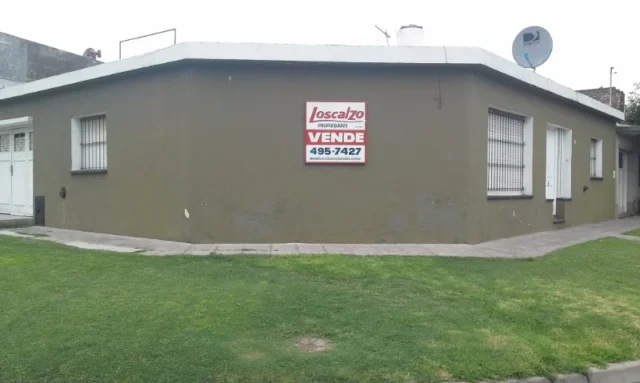 Casas, chalets en Venta — CASILDO VILLAR 1000