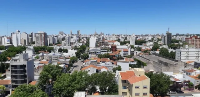Departamentos, pisos y semipisos en Venta — 20 SEPTIEMBRE 2400