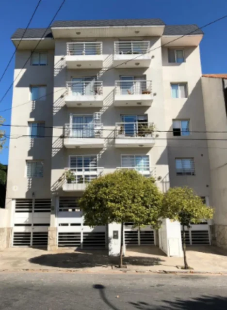 Departamentos, pisos y semipisos en Venta — LAMADRID