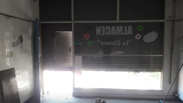 Locales en Venta — JARA 2600