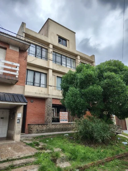 Inmuebles en block en Venta — ESQUIU 2241