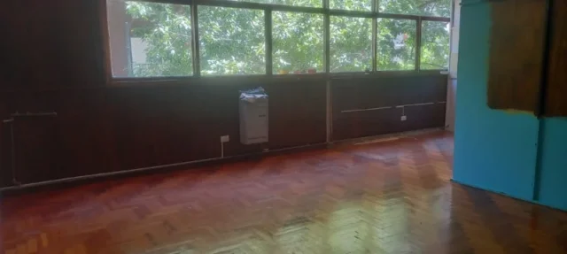 Oficinas en Alquiler — PLAZA MITRE