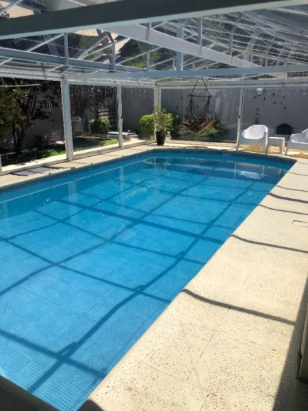 Casas, chalets en Venta — Avenida Constitución 8100
