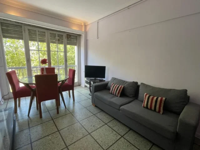 Departamentos, pisos y semipisos en Alquiler para Estudiantes — Buenos Aires 2097