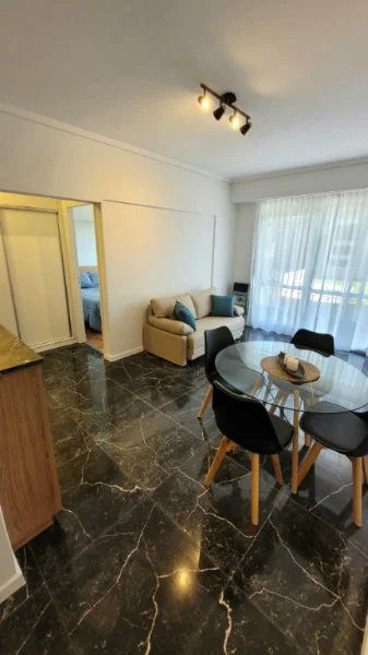 Departamentos, pisos y semipisos en Venta — Alberdi y Santa Fe