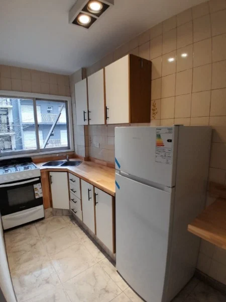 Departamentos, pisos y semipisos en Venta — Alsina y Almte. Brown