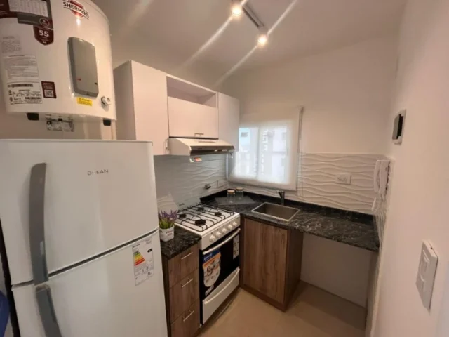 Departamentos, pisos y semipisos en Venta — Entre Rios y Rivadavia