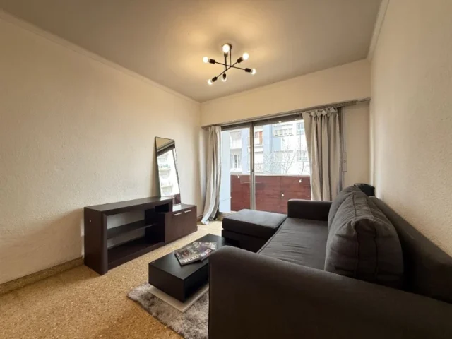 Departamentos, pisos y semipisos en Venta — Corrientes y Rivadavia