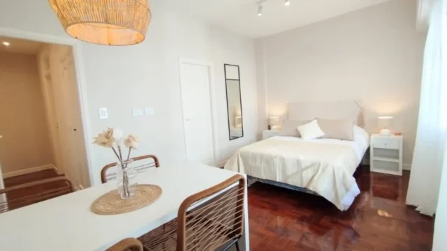Departamentos, pisos y semipisos en Venta — Las Heras y Colon
