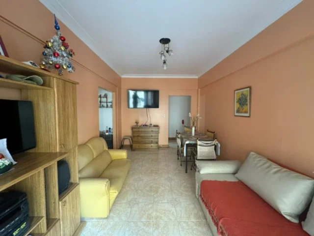 Departamentos, pisos y semipisos en Venta — Corrientes 1900