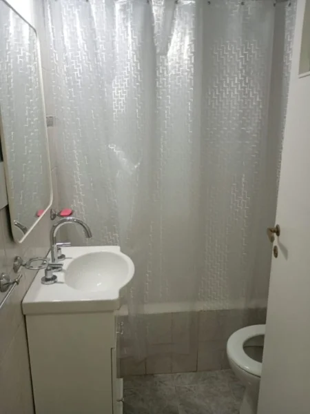 Departamentos, pisos y semipisos en Alquiler Temporario — Peatonal San Martin 2500