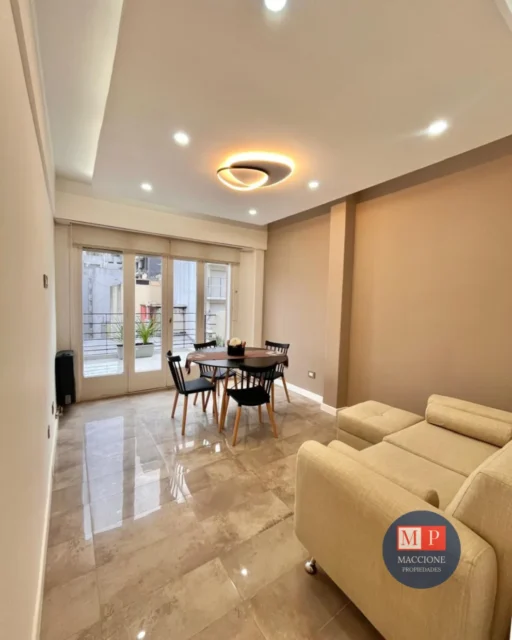 Departamentos, pisos y semipisos en Venta — Moreno 2340
