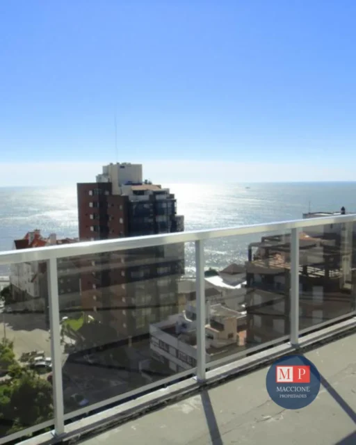 Departamentos, pisos y semipisos en Venta — Viamonte y Bolivar