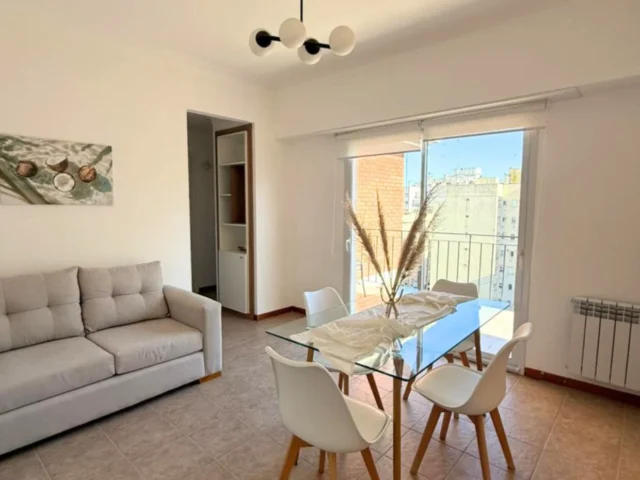 Departamentos, pisos y semipisos en Venta — Entre Ríos 1962