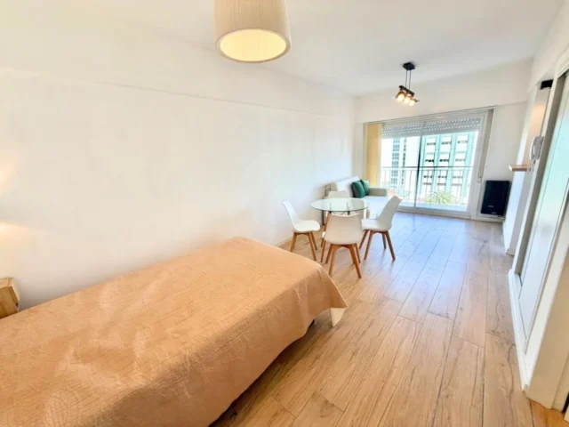 Departamentos, pisos y semipisos en Venta — Falucho 1400