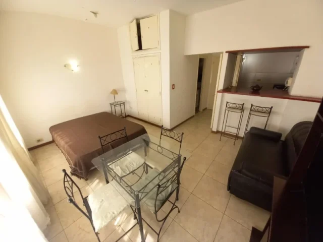 Departamentos, pisos y semipisos en Venta — Peatonal S Martin 2300