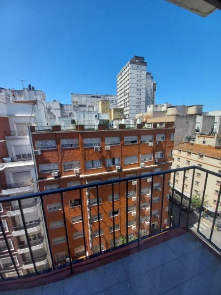 Departamentos, pisos y semipisos en Alquiler por Día — Belgrano 2200