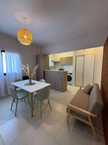 Departamentos, pisos y semipisos en Venta — San Luis 1400