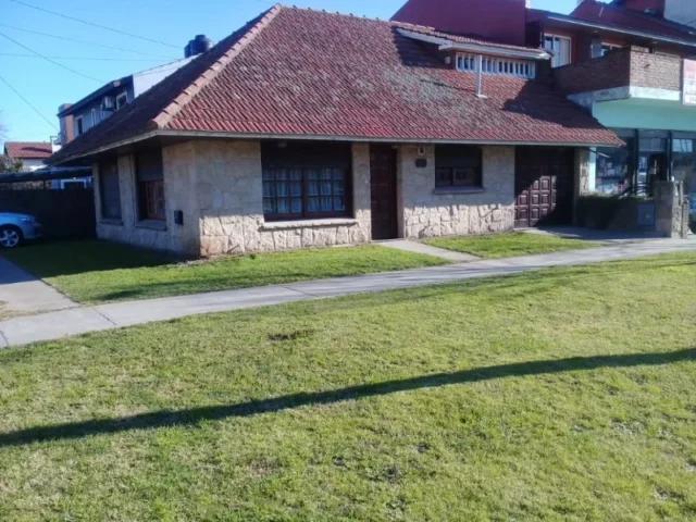 Casas, chalets en Venta — TEJEDOR 2505