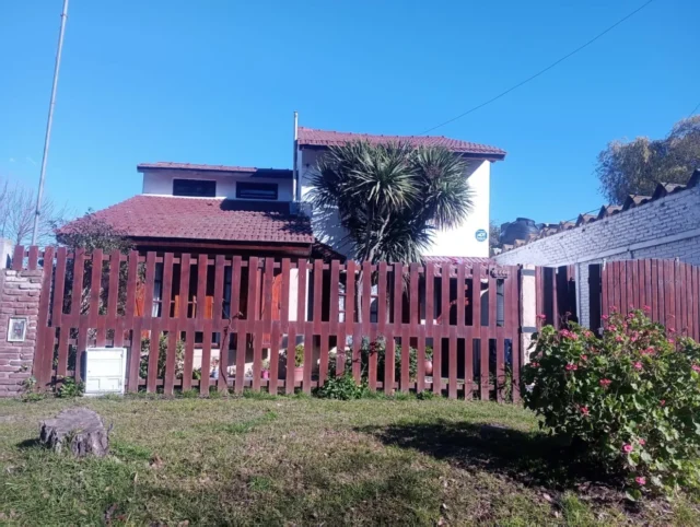 Casas, chalets en Venta — Condarco 5440
