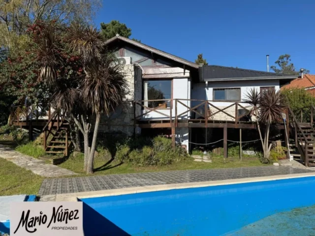 Casas, chalets en Venta — Angela