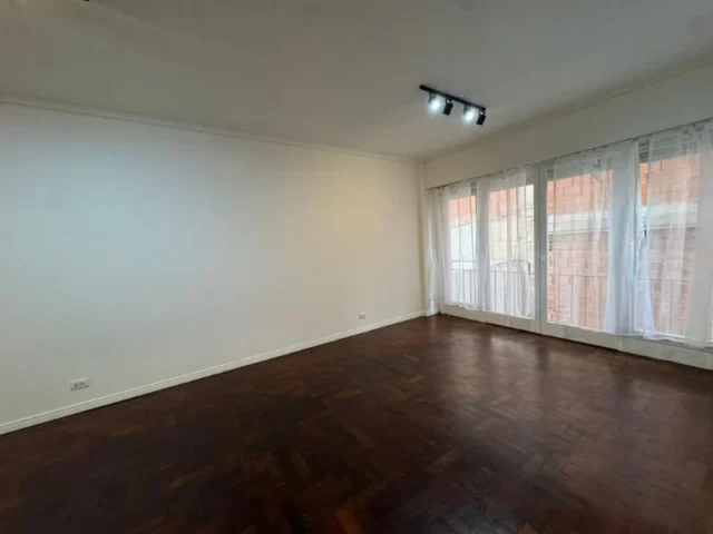 Departamentos, pisos y semipisos en Venta — ENTRE RIOS 2171