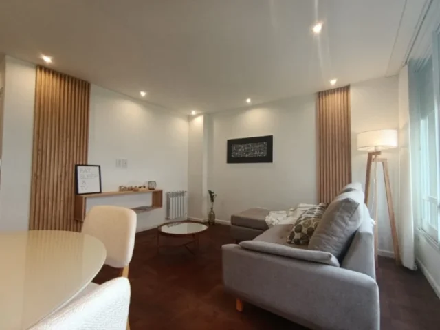 Departamentos, pisos y semipisos en Venta — Corrientes 2329