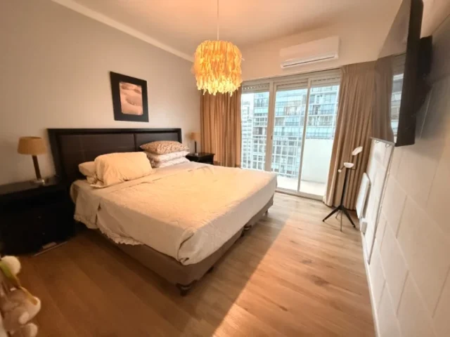 Departamentos, pisos y semipisos en Venta — Sarmiento 2229