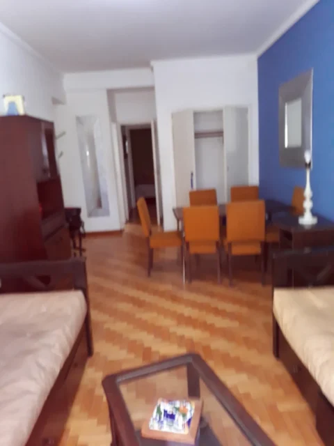 Departamentos, pisos y semipisos en Alquiler — Moreno 2300