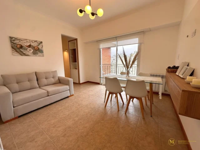 Departamentos, pisos y semipisos en Venta — Entre Rios 1962