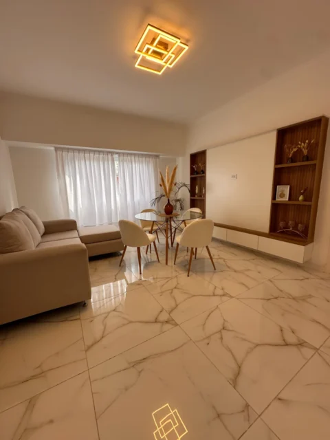 Departamentos, pisos y semipisos en Venta — Rivadavia 2200