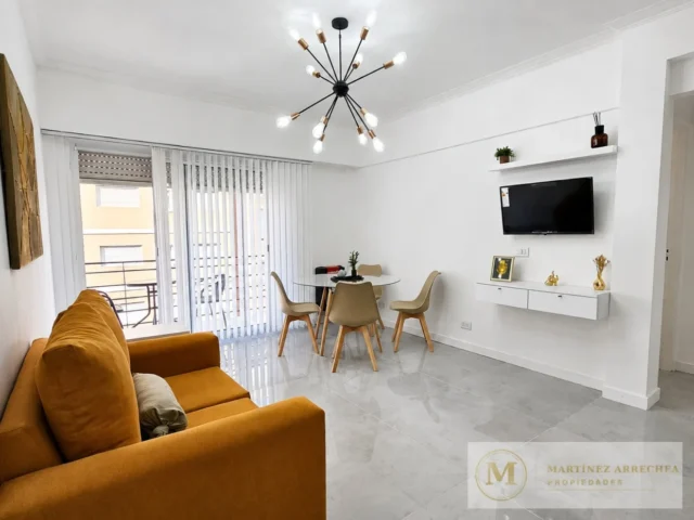 Departamentos, pisos y semipisos en Venta — Brown 2400